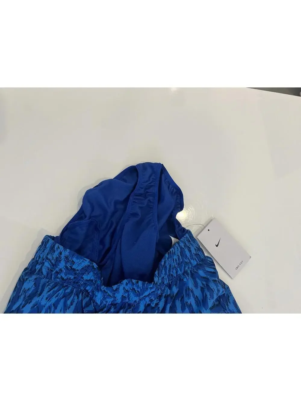 $38 Nike One Kids Standard Fit  Printed Shorts Dri-Fit  Blue Size Medium FQ4527